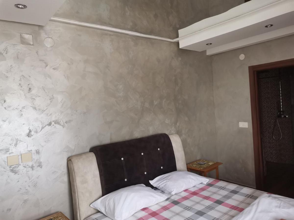 Airport Apartments Belgrado Exterior foto